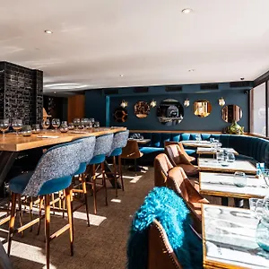 4* Hotel Fahrenheit Seven